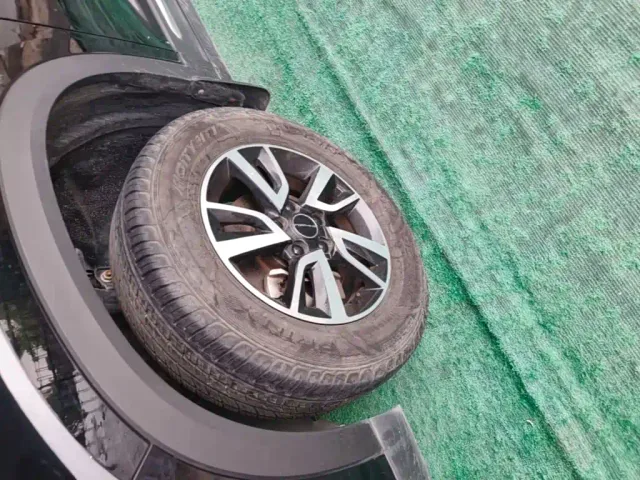 Forthing T5 — Фото автомобиля 22