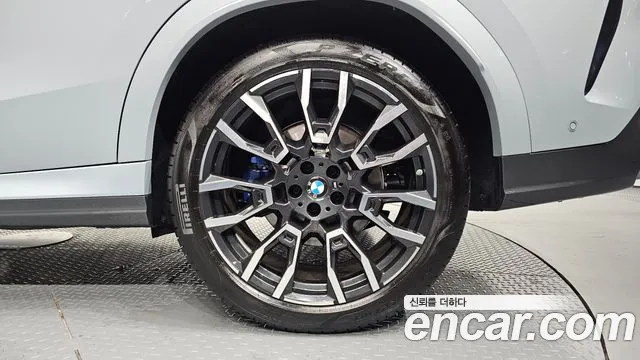 BMW X6 xDrive40i M Sport — Фото автомобиля 7