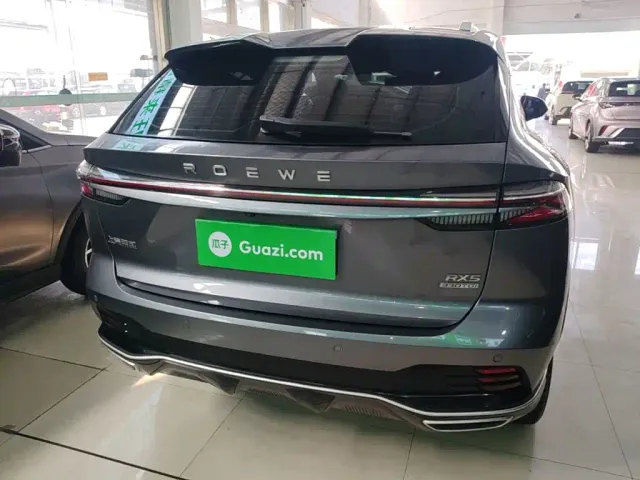 Roewe RX5 — Фото автомобиля 5