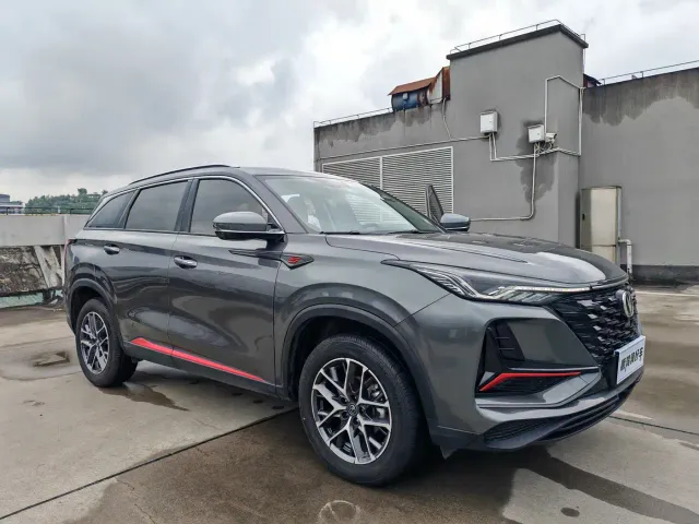 Changan CS75 Plus — Фото автомобиля 9