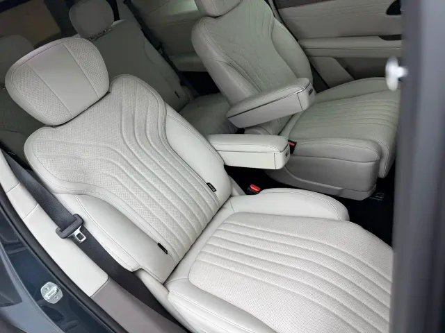 Geely Galaxy M9 — Фото автомобиля 23