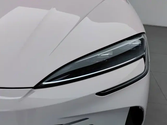 BYD Seal — Фото автомобиля 7