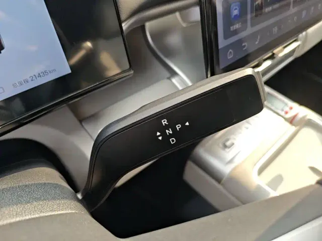 BYD FangChengBao Titanium 7 — Фото автомобиля 13