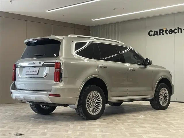 Tank 500 — Фото автомобиля 5