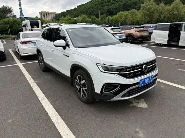 Volkswagen Tayron — Фото автомобиля 3