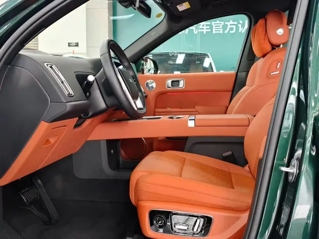 Li Auto L9 — Фото автомобиля 3