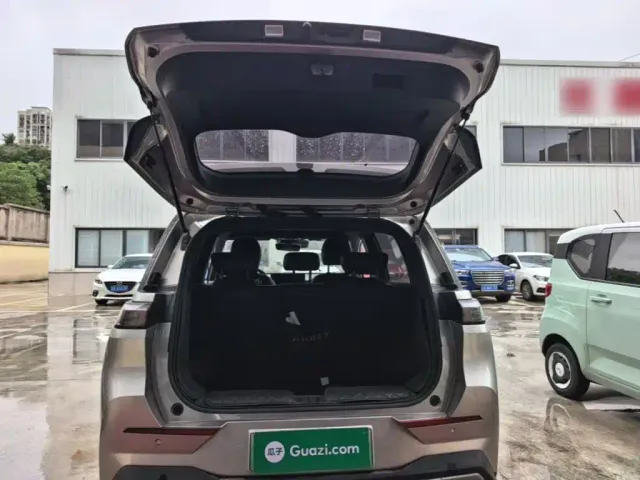 GAC Aion Y — Фото автомобиля 18