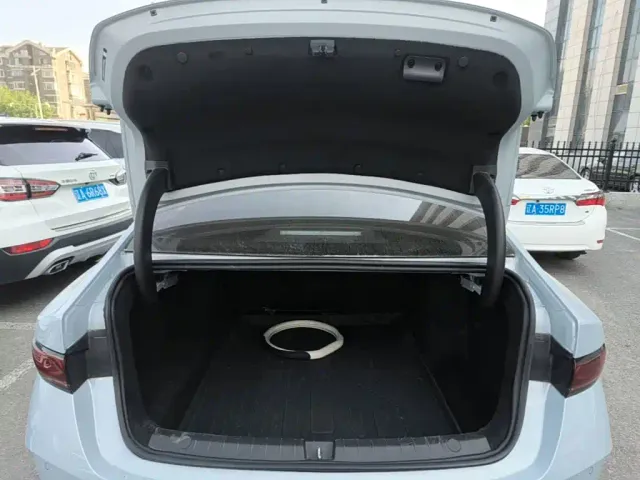 BYD Qin PLUS — Фото автомобиля 18