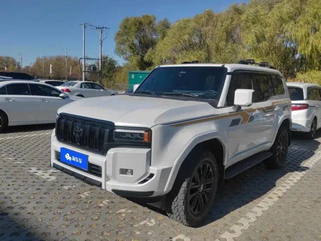 Фотография автомобиля — Toyota Prado