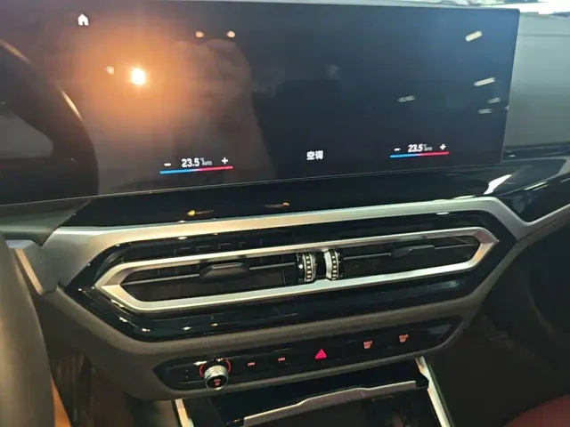 BMW i3 — Фото автомобиля 12