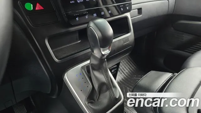 Hyundai Staria — Фото автомобиля 9