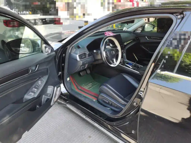 Honda Accord — Фото автомобиля 17