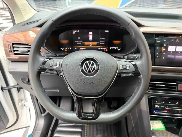Volkswagen Tharu — Фото автомобиля 8