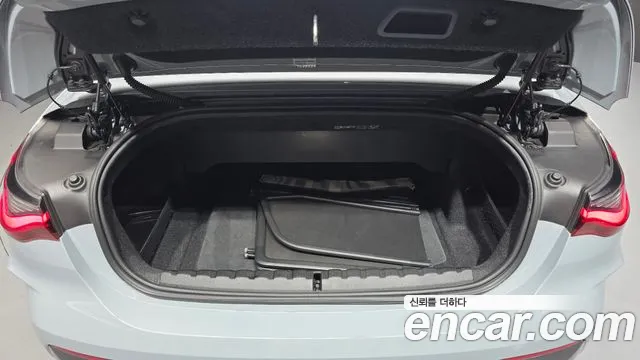BMW 4 Series — Фото автомобиля 21