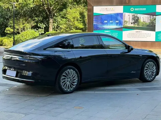Buick Electra L7 — Фото автомобиля 6