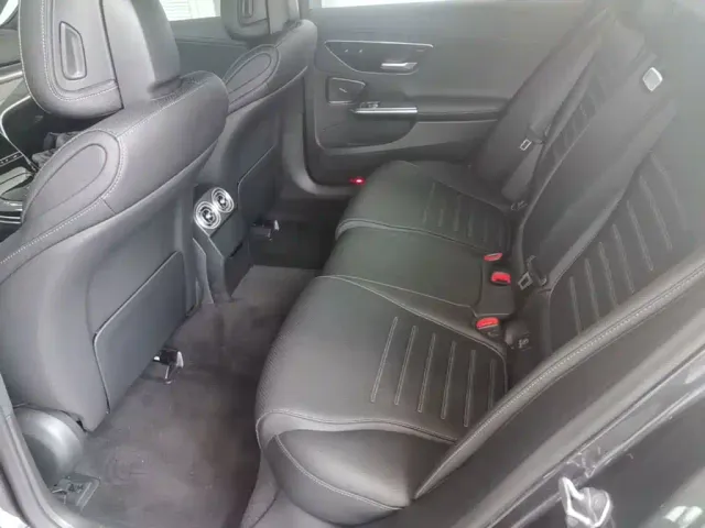 Mercedes-Benz C-Class — Фото автомобиля 21