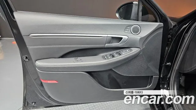Hyundai Sonata — Фото автомобиля 24