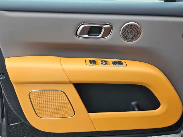 Li Auto i6 — Фото автомобиля 9