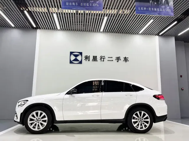 Mercedes-Benz Mercedes-Benz GLC Coupe 2022 Facelift GLC 260 4MATIC Coupe SUV — Фото автомобиля 10