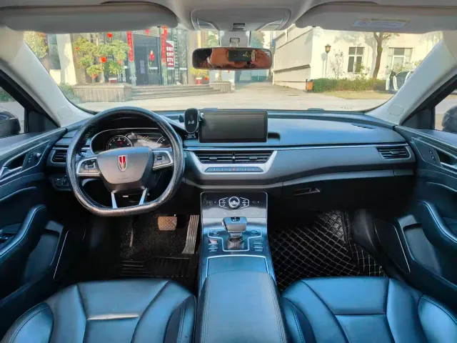 Hongqi Hongqi H5 2022 Classic 1.5T DCT Flag Rhythm Edition — Фото автомобиля 4
