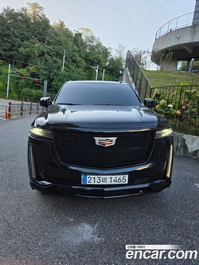 Фотография автомобиля — Cadillac Escalade 5th Gen