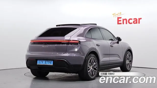 Porsche Macan — Фото автомобиля 2