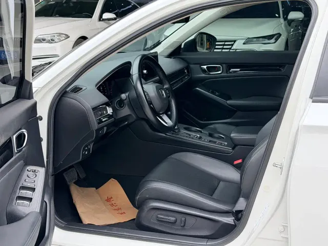 Honda Civic — Фото автомобиля 8