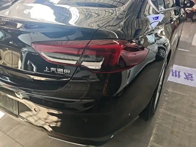 Buick Regal — Фото автомобиля 7