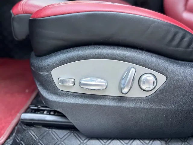 Porsche Macan — Фото автомобиля 14