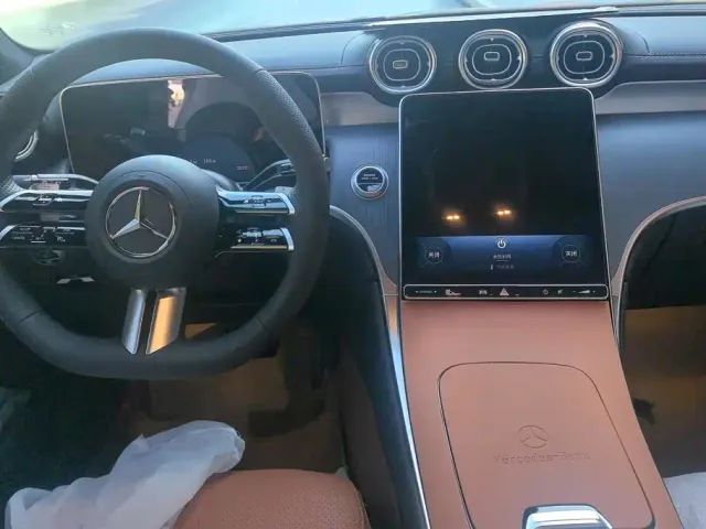 Mercedes-Benz GLC-Class — Фото автомобиля 12