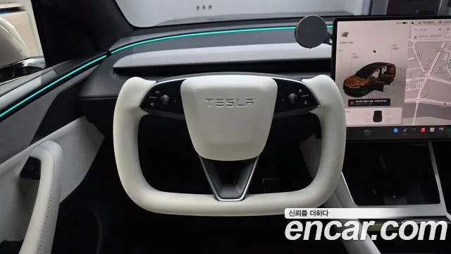 Tesla Model Y — Фото автомобиля 20