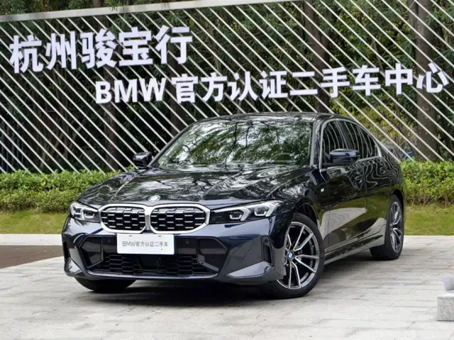 Фотография автомобиля — BMW 3 Series
