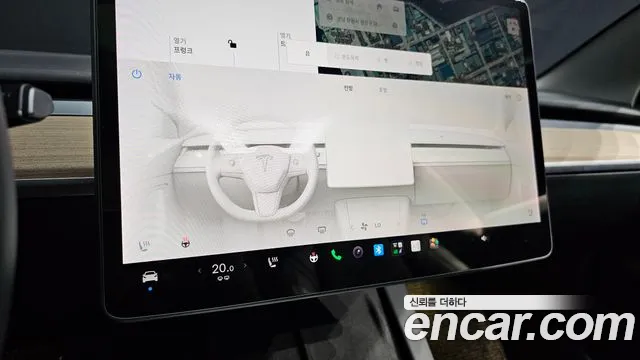 Tesla Model 3 — Фото автомобиля 22