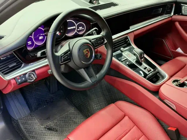 Porsche Panamera — Фото автомобиля 3