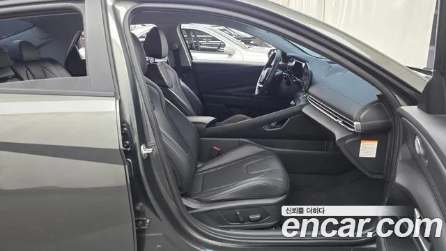 Hyundai Avante CN7 — Фото автомобиля 16