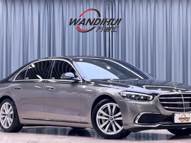 Mercedes-Benz S-Class — Фото автомобиля 3