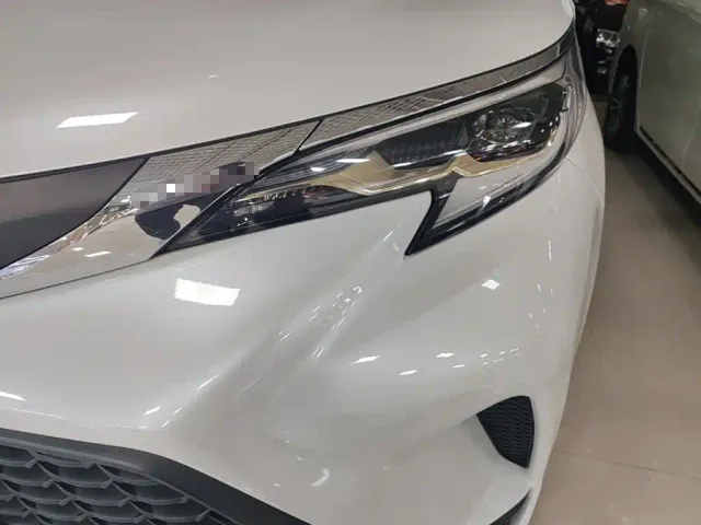 Toyota Granvia — Фото автомобиля 23