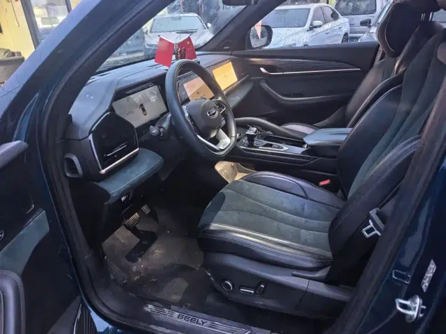 Geely Xingyue L 2021 2.0TD DCT EVO FWD Intelligent Premium Edition — Фото автомобиля 11