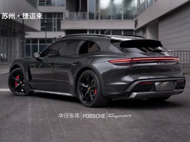 Porsche Taycan — Фото автомобиля 7