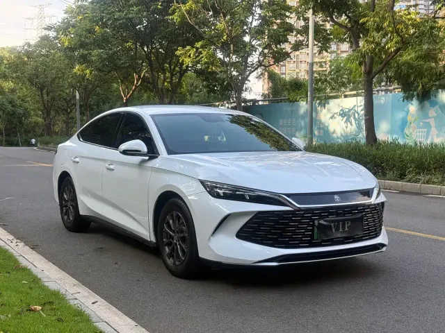 BYD Qin L — Фото автомобиля 5