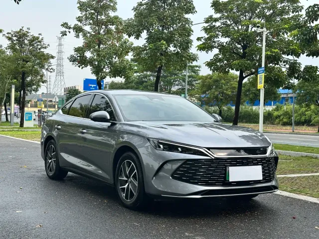 BYD Qin L 2024 DM-i 120KM Superior Edition — Фото автомобиля 3