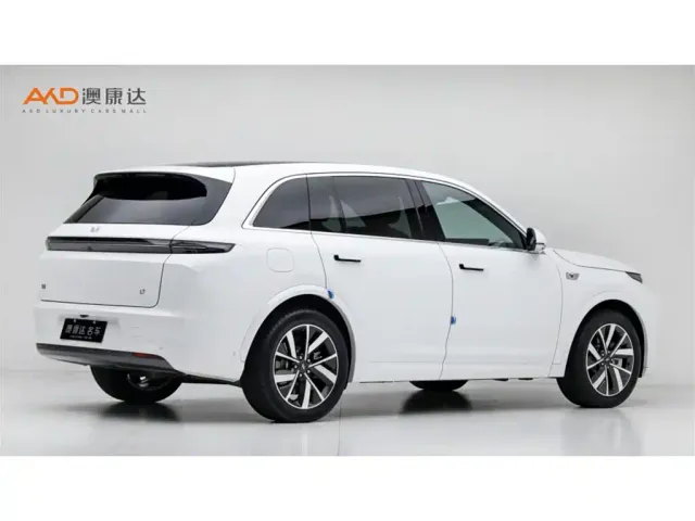 Li Auto L7 — Фото автомобиля 3
