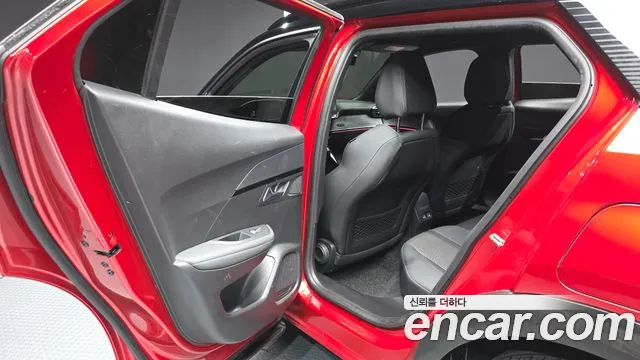 Peugeot 2008 2nd Gen — Фото автомобиля 16