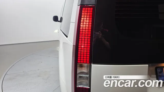 Hyundai Staria — Фото автомобиля 8