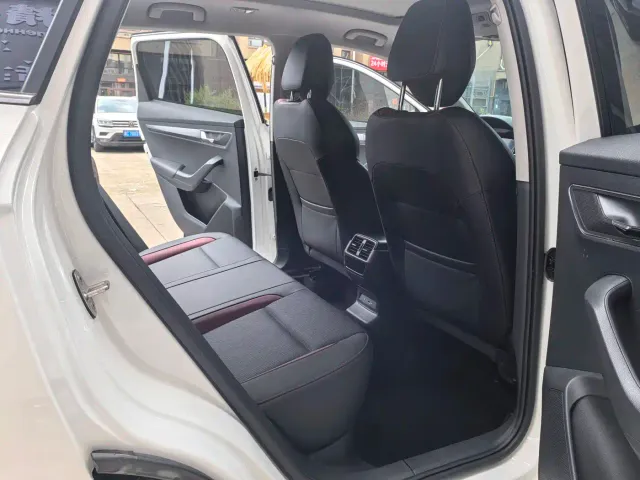 Škoda Karoq 2022 Facelift TSI280 Luxury Edition — Фото автомобиля 9