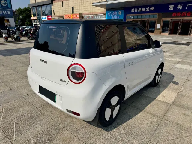 Changan Lumin — Фото автомобиля 7
