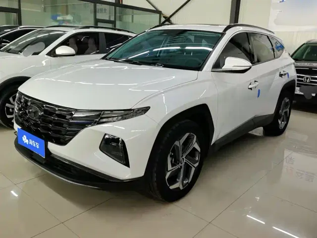 Фотография автомобиля — Hyundai Tucson