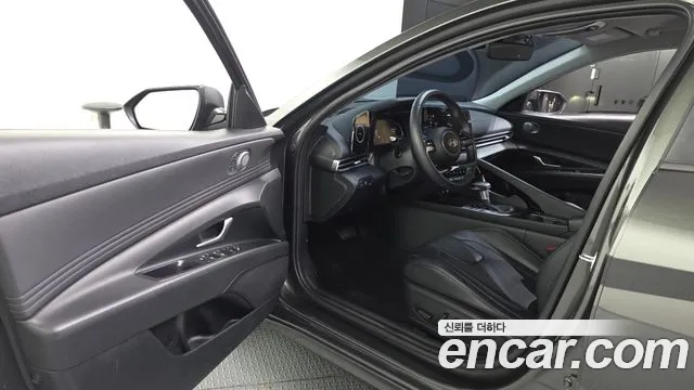 Hyundai Avante CN7 — Фото автомобиля 15