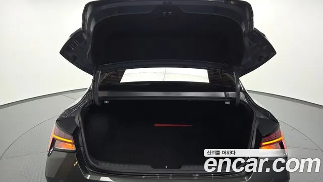 Hyundai Avante CN7 — Фото автомобиля 26