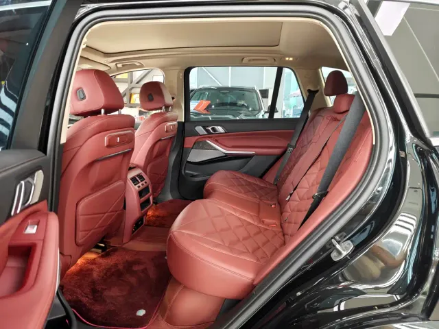 BMW X5 — Фото автомобиля 14